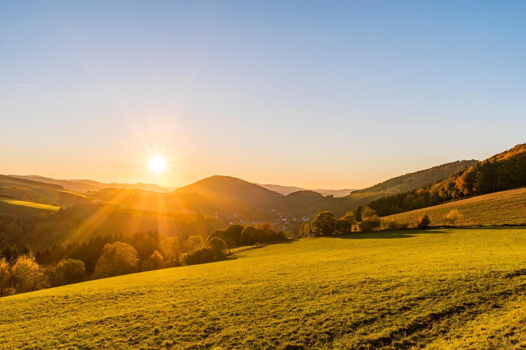 Sauerland Alpin Hotel Шмалленберг Экстерьер фото