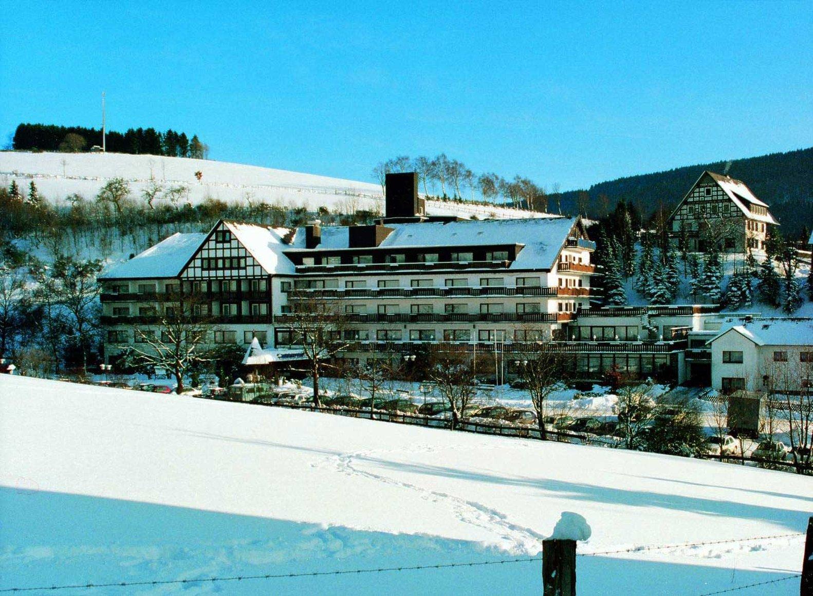 Sauerland Alpin Hotel Шмалленберг Экстерьер фото